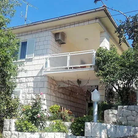 Stone House Buzolic Apartment