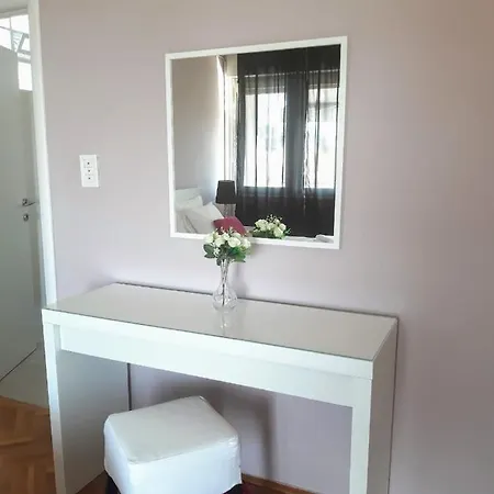 Appartement Stone House Buzolic